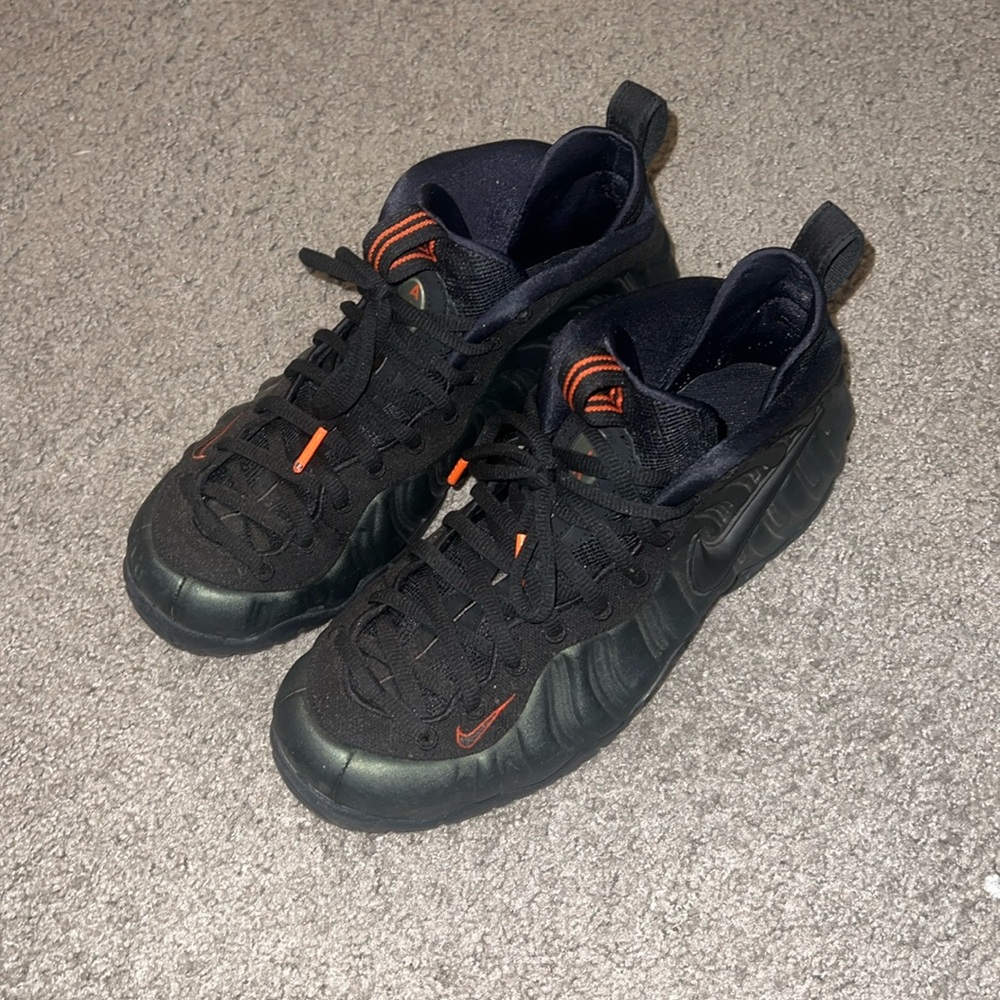 Nike Foamposits